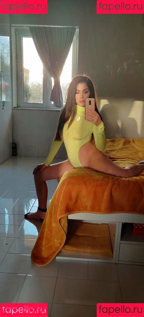 freenappi Onlyfans Photo Gallery 