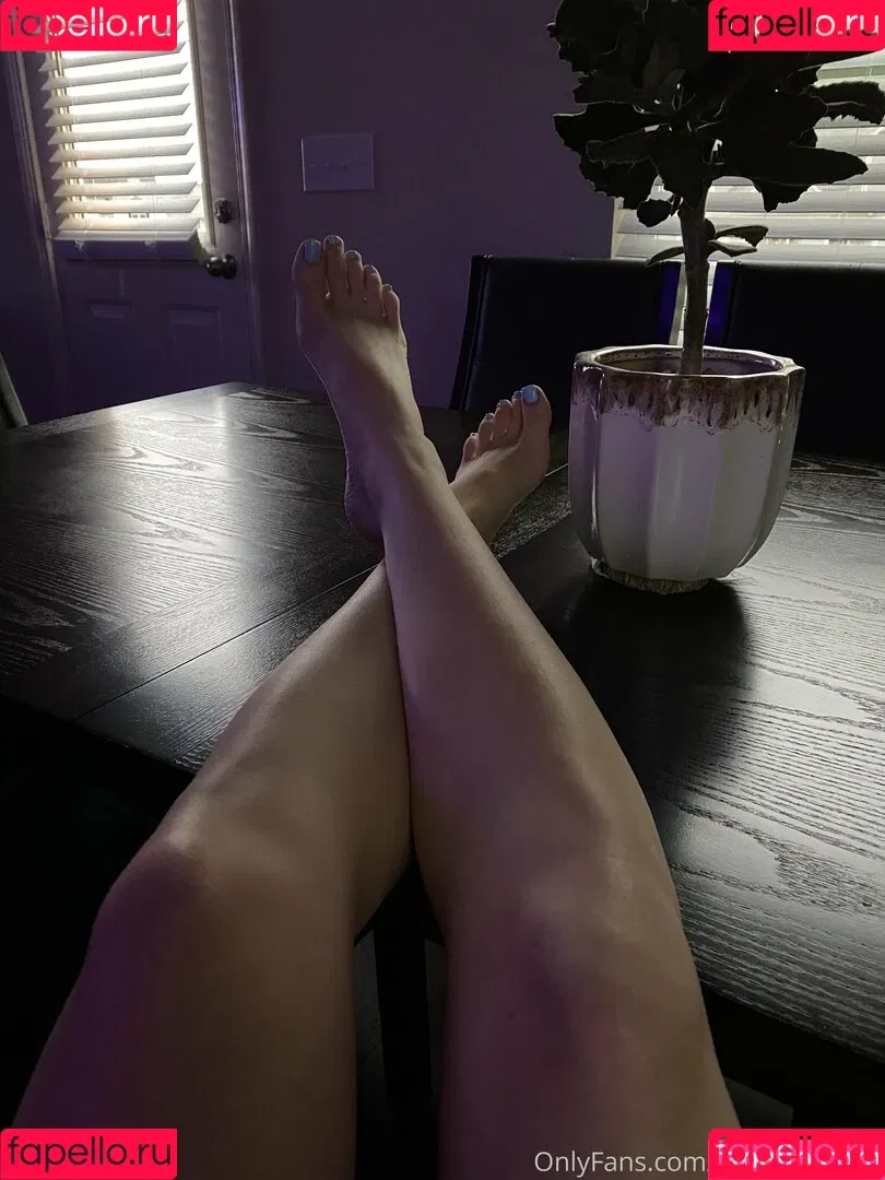 WaifuFeetMilk Onlyfans Photo Gallery 