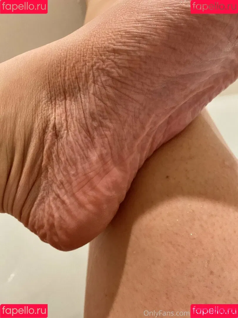 WaifuFeetMilk Onlyfans Photo Gallery 