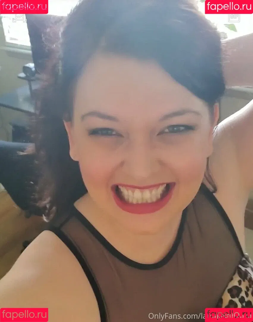 lauraleighxoxo Onlyfans Photo Gallery 