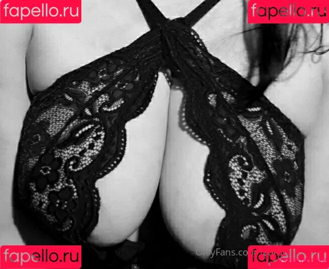 lauraleighxoxo Onlyfans Photo Gallery 