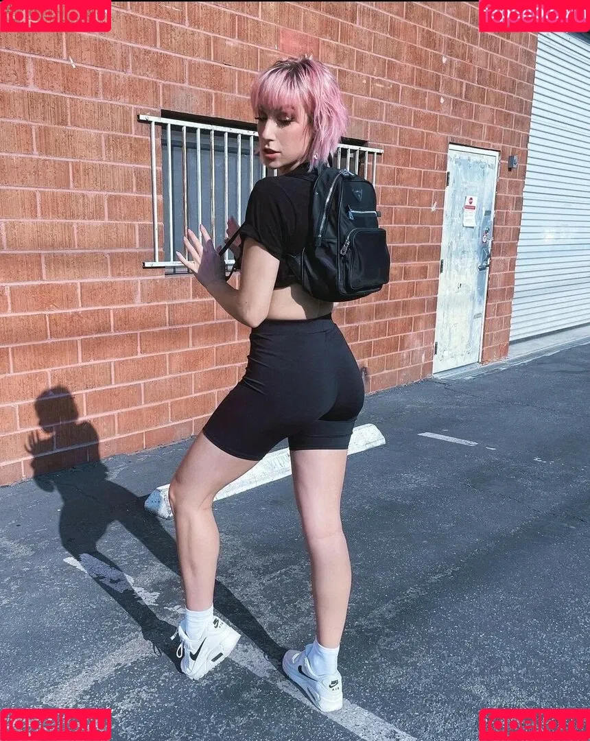 Courtney Miller Onlyfans Photo Gallery 