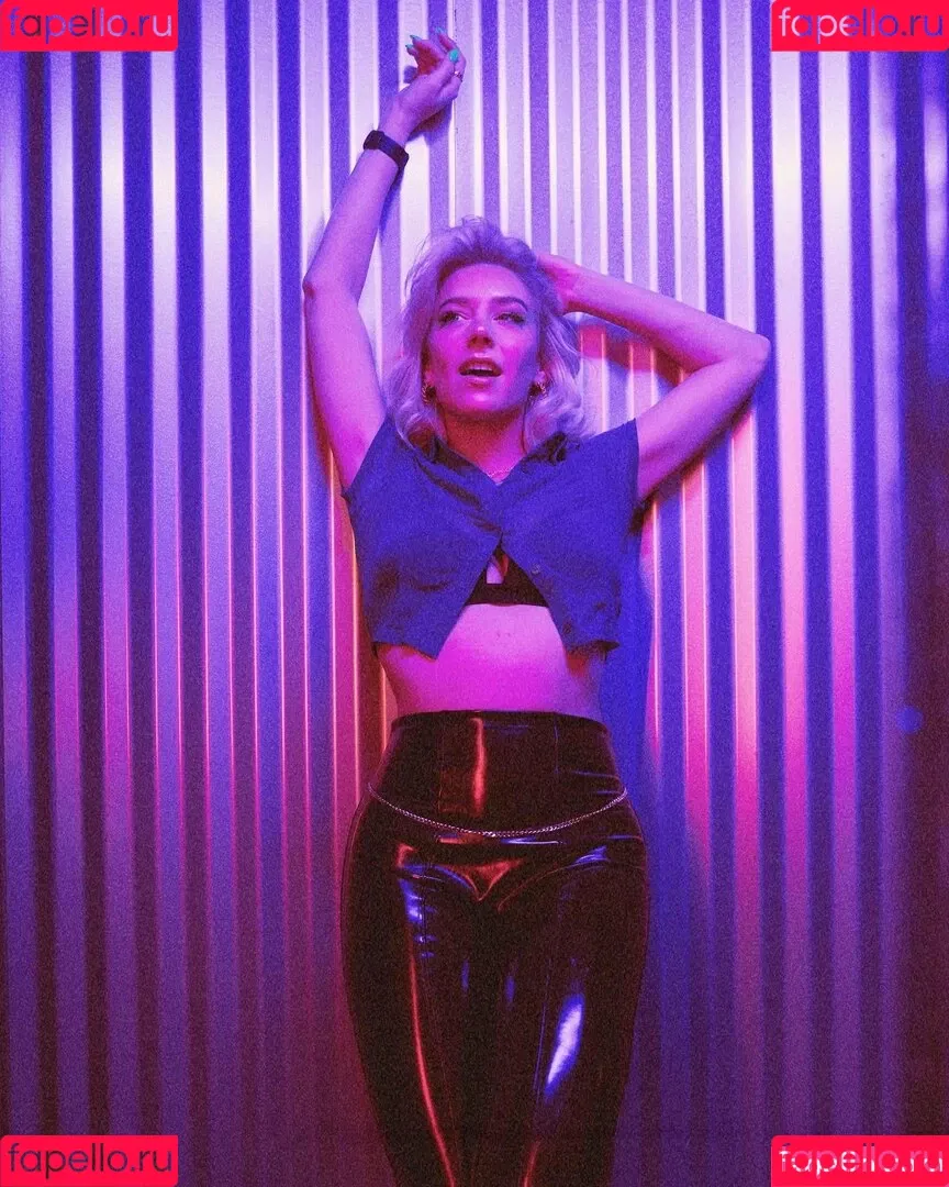 Courtney Miller Onlyfans Photo Gallery 