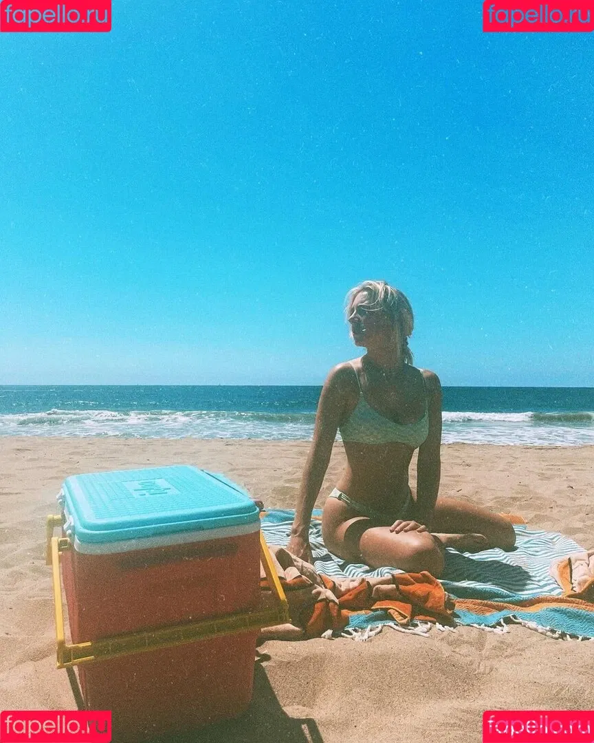 Courtney Miller Onlyfans Photo Gallery 