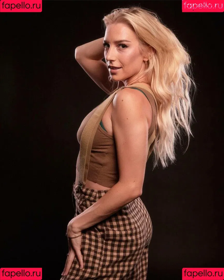 Courtney Miller Onlyfans Photo Gallery 
