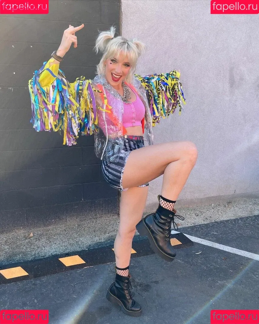 Courtney Miller Onlyfans Photo Gallery 