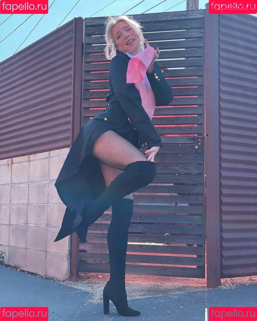 Courtney Miller Onlyfans Photo Gallery 