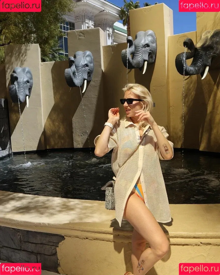 Courtney Miller Onlyfans Photo Gallery 