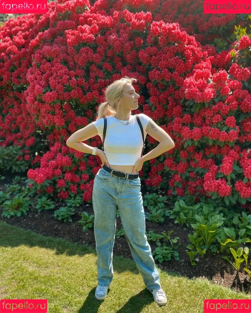 Courtney Miller Onlyfans Photo Gallery 