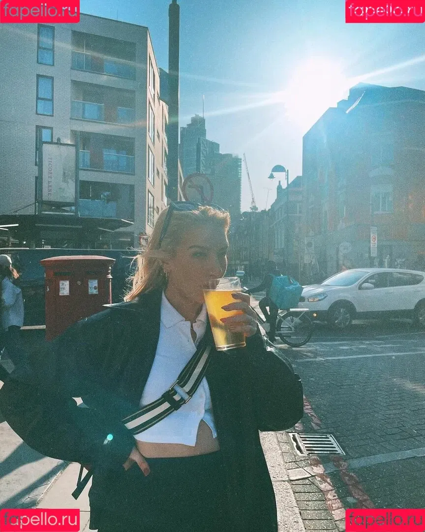 Courtney Miller Onlyfans Photo Gallery 