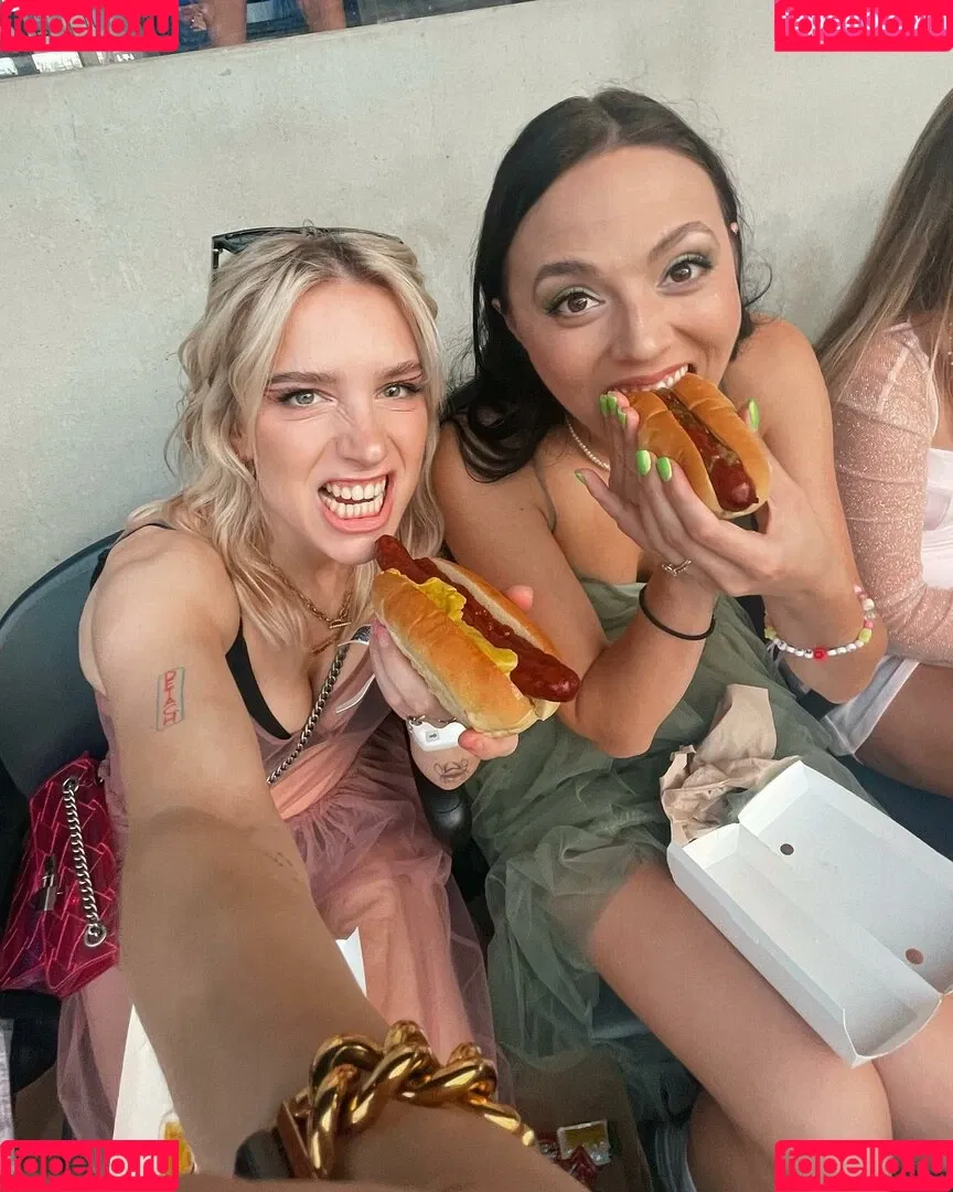 Courtney Miller Onlyfans Photo Gallery 