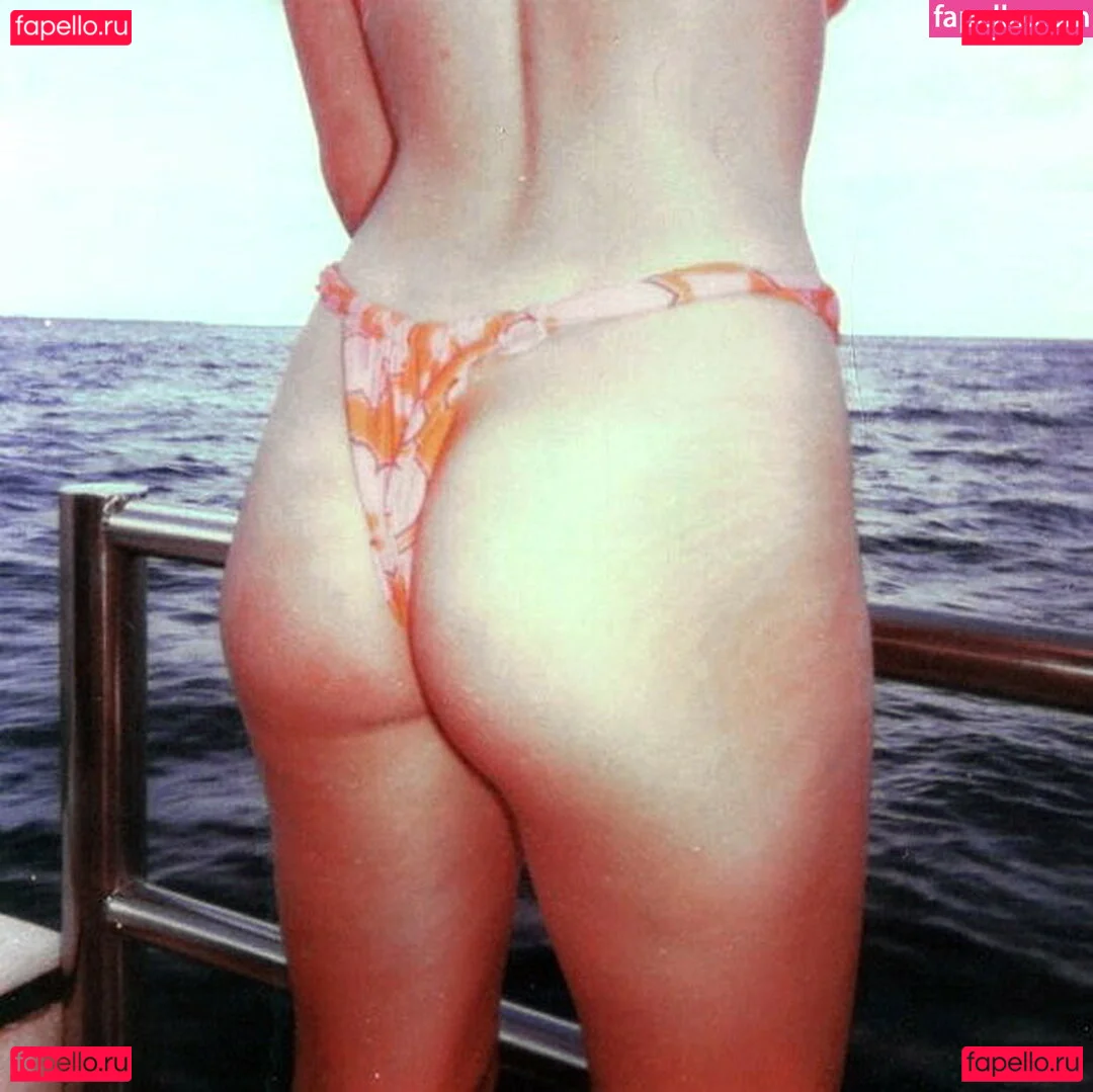 Dakota Fanning Onlyfans Photo Gallery 