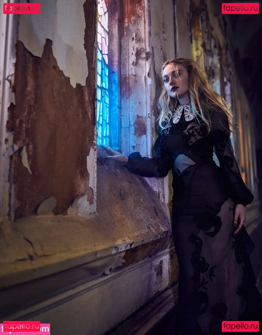 Dakota Fanning Onlyfans Photo Gallery 