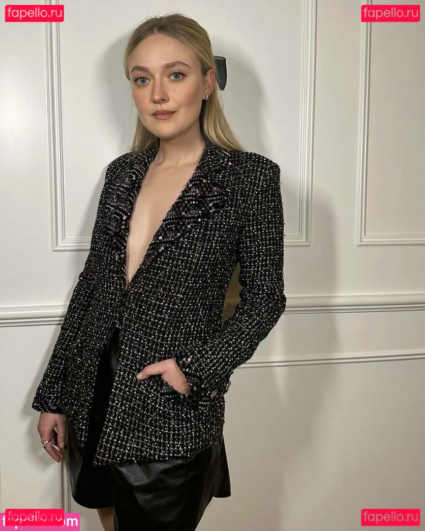 Dakota Fanning Onlyfans Photo Gallery 