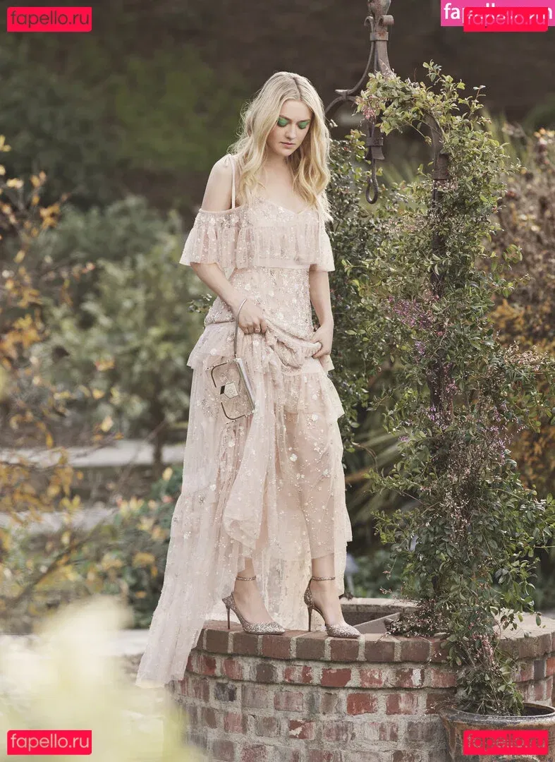 Dakota Fanning Onlyfans Photo Gallery 