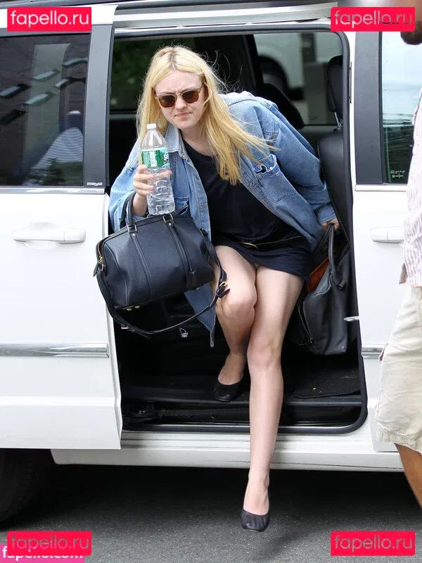 Dakota Fanning Onlyfans Photo Gallery 