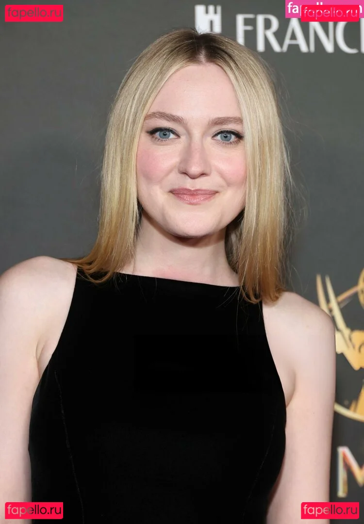 Dakota Fanning Onlyfans Photo Gallery 