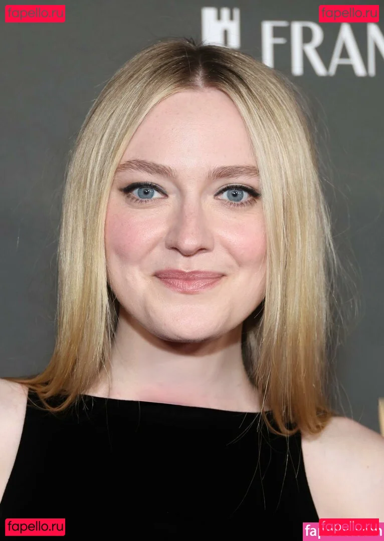 Dakota Fanning Onlyfans Photo Gallery 