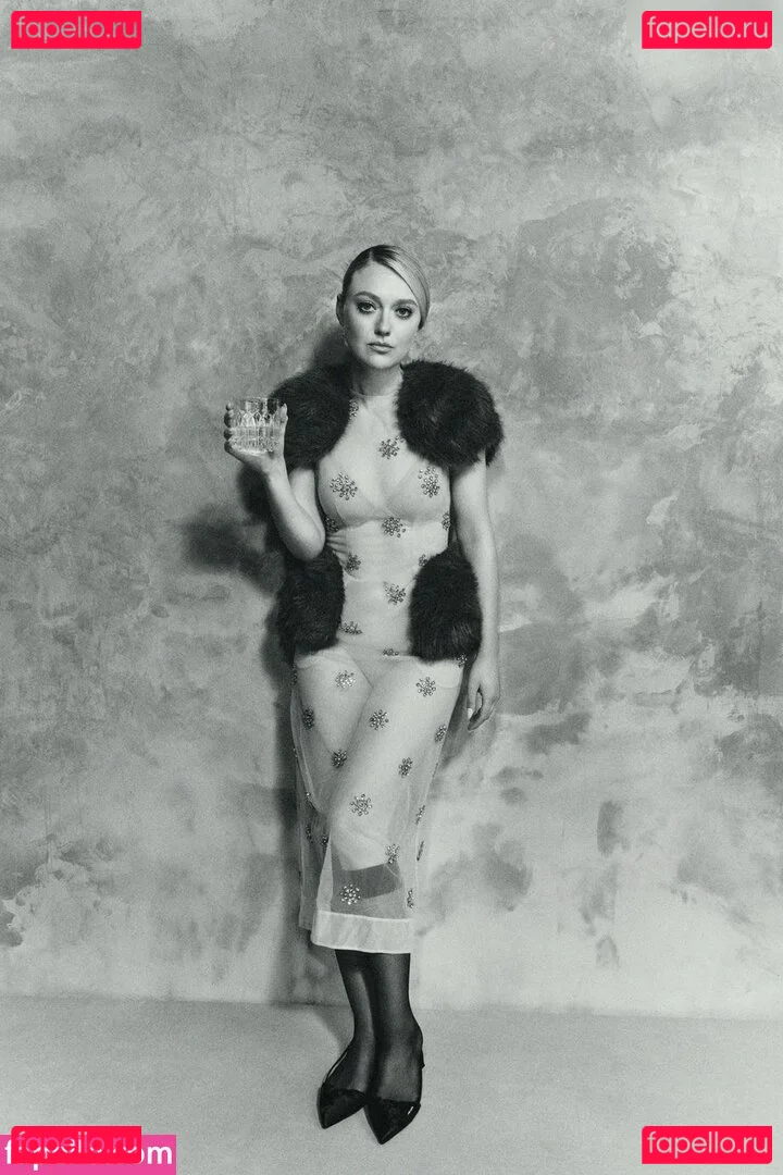 Dakota Fanning Onlyfans Photo Gallery 