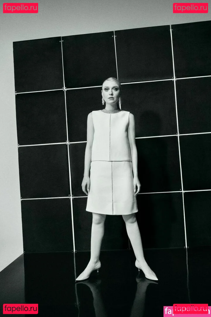 Dakota Fanning Onlyfans Photo Gallery 