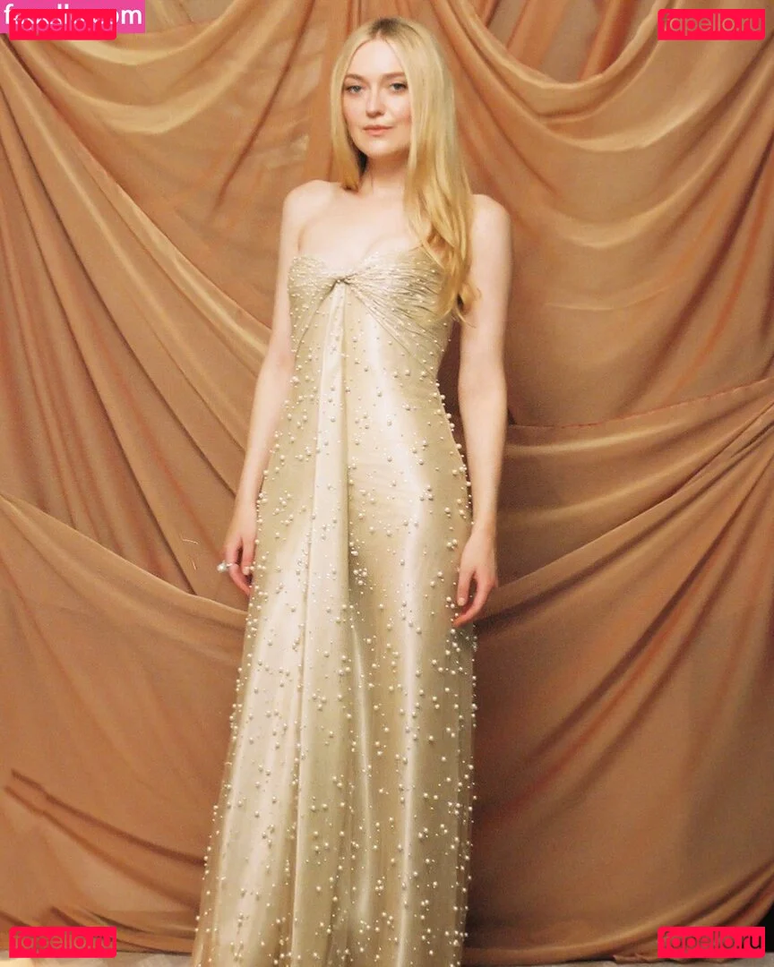 Dakota Fanning Onlyfans Photo Gallery 