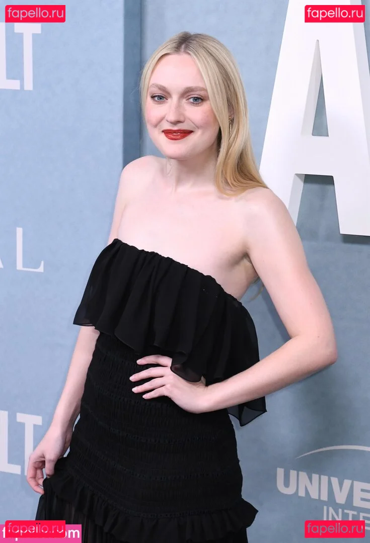 Dakota Fanning Onlyfans Photo Gallery 
