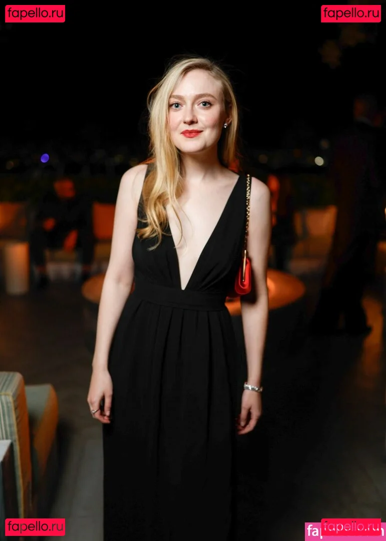 Dakota Fanning Onlyfans Photo Gallery 