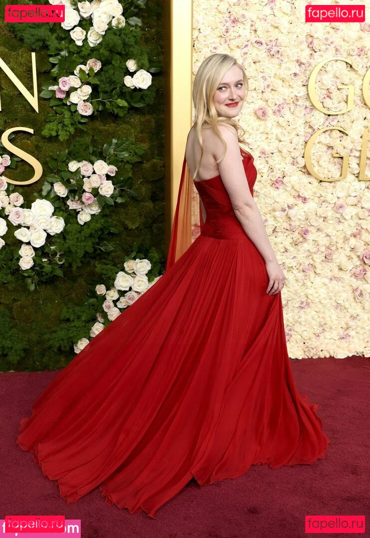 Dakota Fanning Onlyfans Photo Gallery 