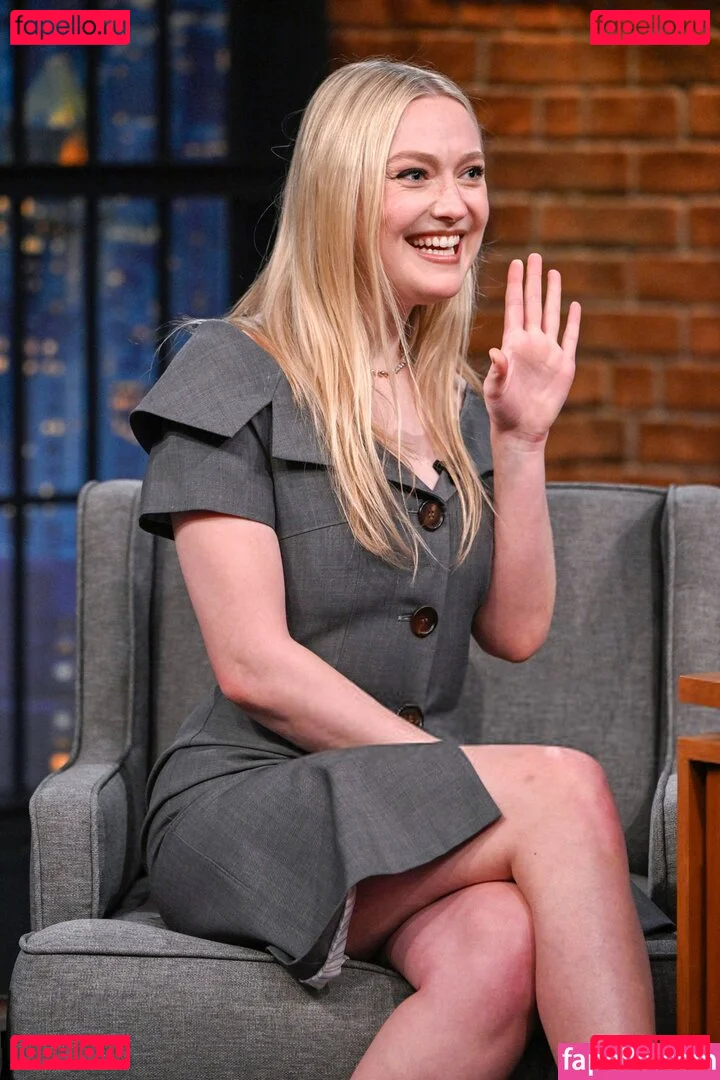 Dakota Fanning Onlyfans Photo Gallery 