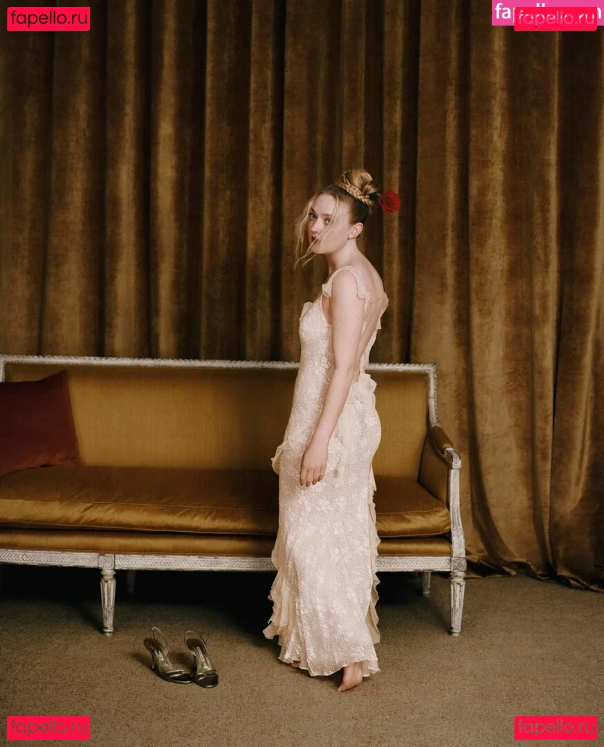 Dakota Fanning Onlyfans Photo Gallery 
