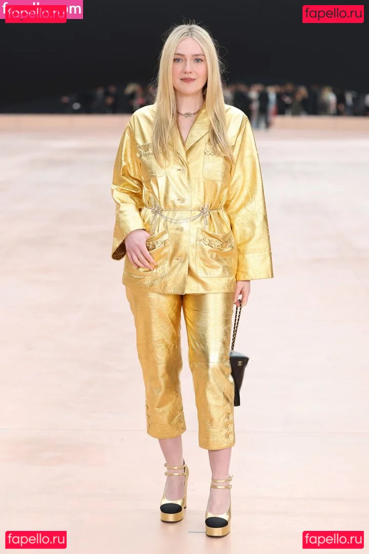 Dakota Fanning Onlyfans Photo Gallery 