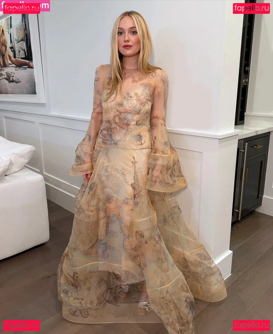 Dakota Fanning Onlyfans Photo Gallery 