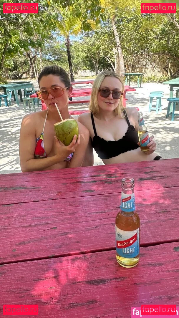 Dakota Fanning Onlyfans Photo Gallery 