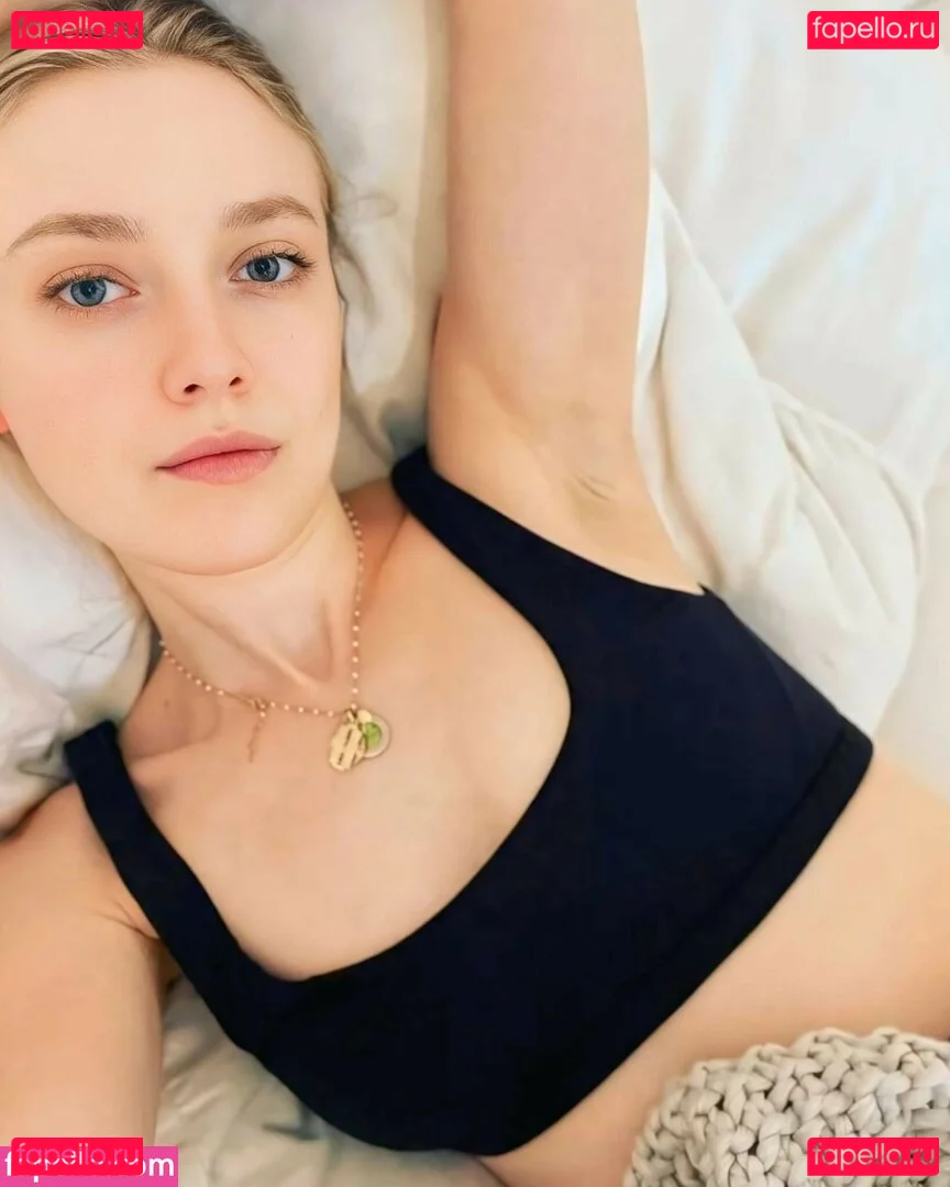 Dakota Fanning Onlyfans Photo Gallery 