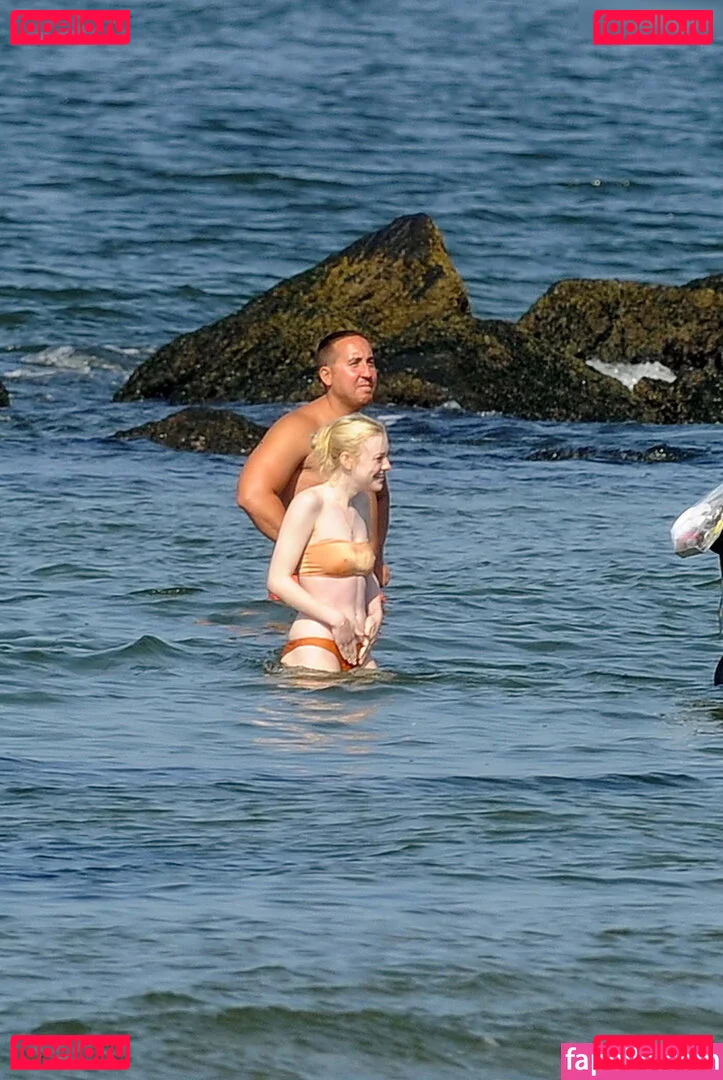 Dakota Fanning Onlyfans Photo Gallery 