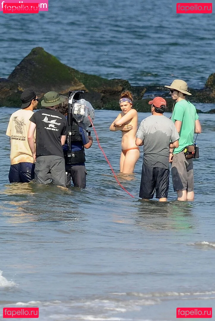 Dakota Fanning Onlyfans Photo Gallery 