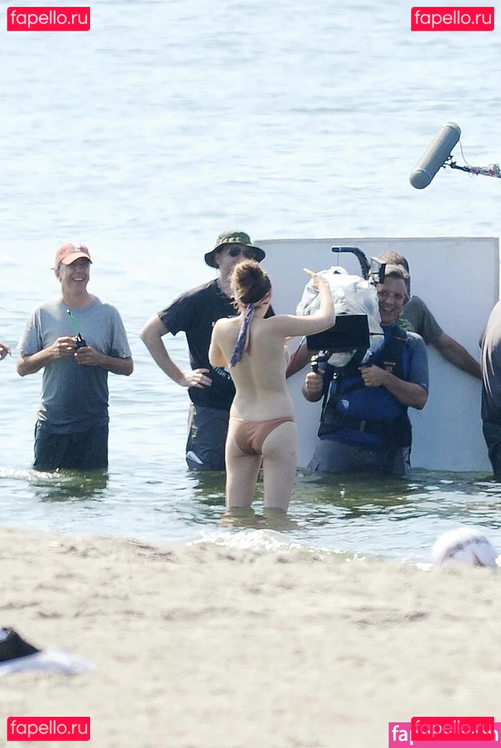 Dakota Fanning Onlyfans Photo Gallery 