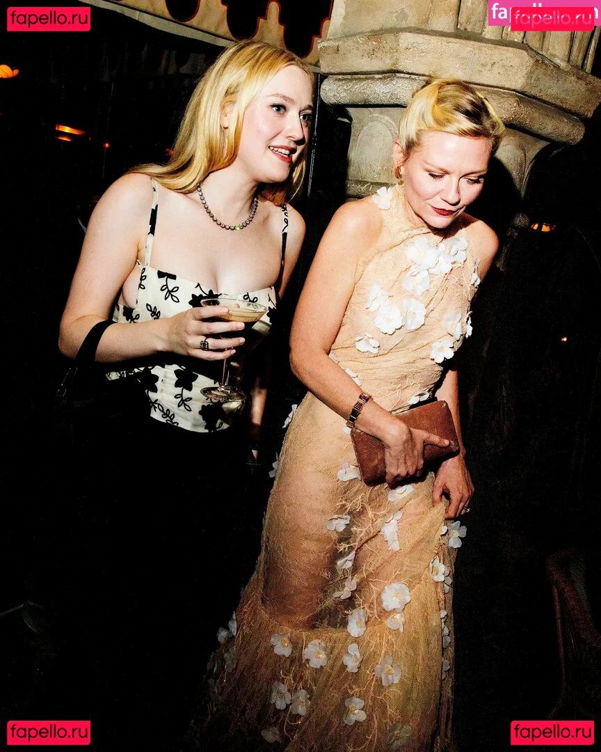 Dakota Fanning Onlyfans Photo Gallery 