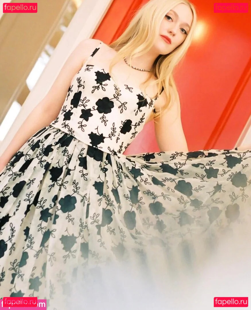 Dakota Fanning Onlyfans Photo Gallery 