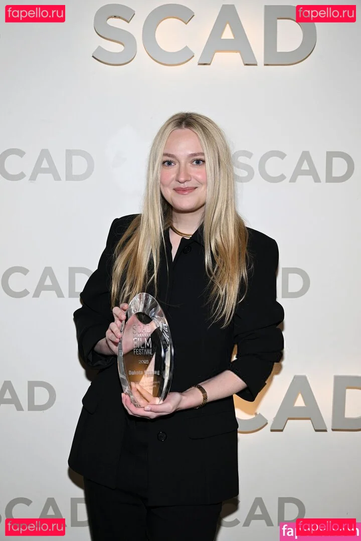 Dakota Fanning Onlyfans Photo Gallery 