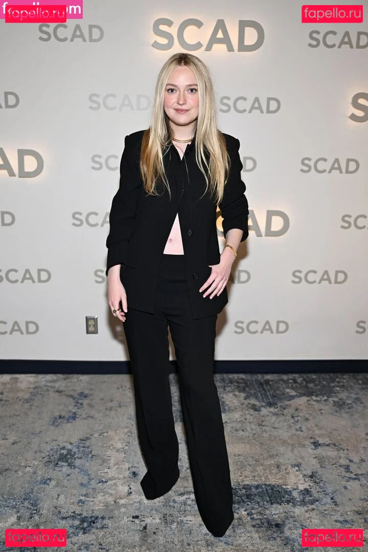 Dakota Fanning Onlyfans Photo Gallery 