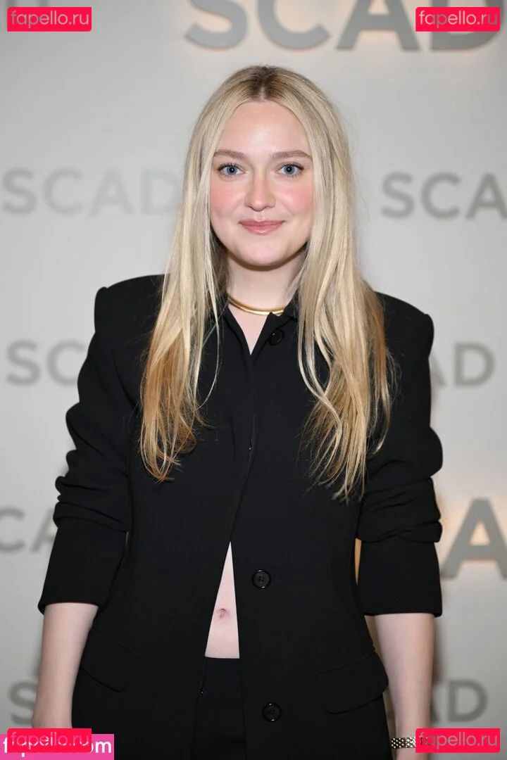 Dakota Fanning Onlyfans Photo Gallery 