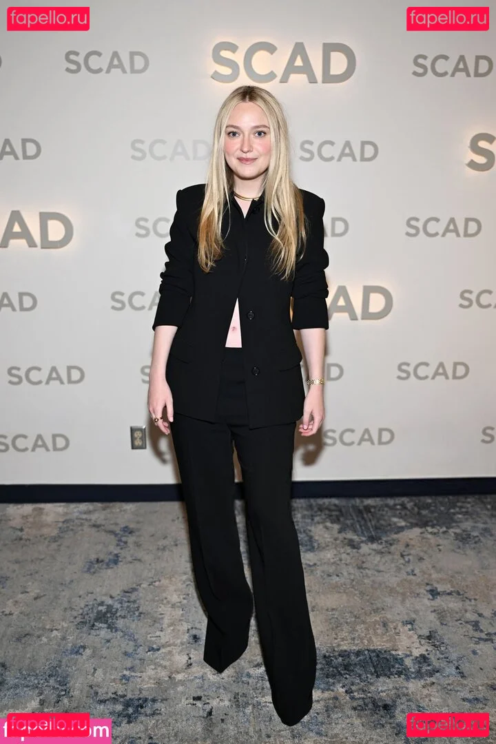 Dakota Fanning Onlyfans Photo Gallery 