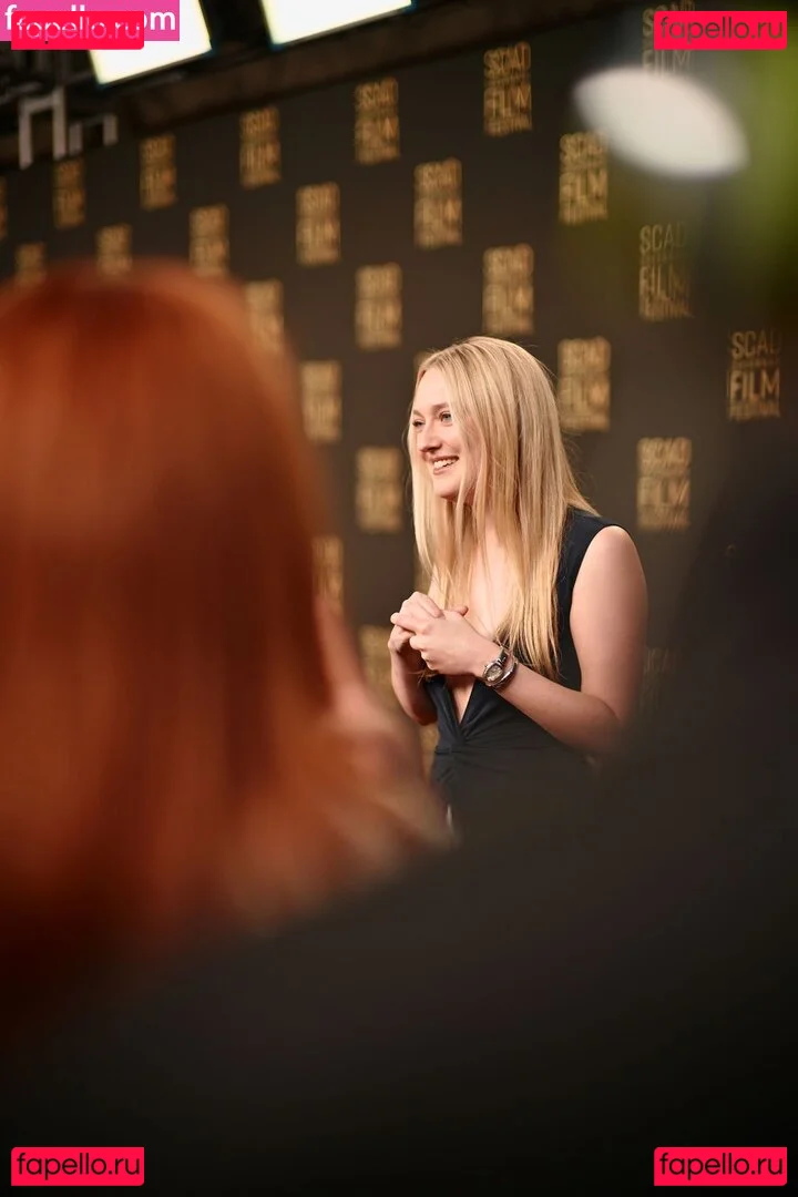 Dakota Fanning Onlyfans Photo Gallery 