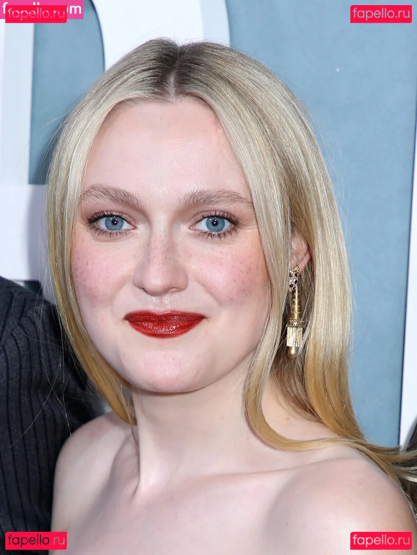 Dakota Fanning Onlyfans Photo Gallery 