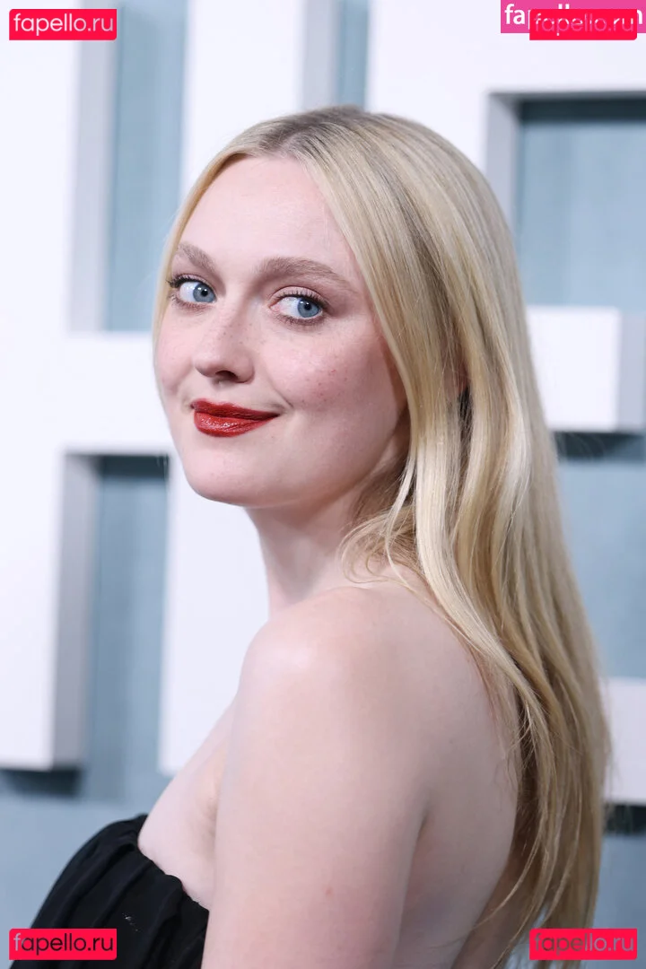 Dakota Fanning Onlyfans Photo Gallery 