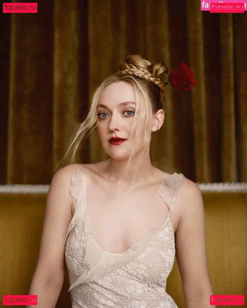 Dakota Fanning Onlyfans Photo Gallery 