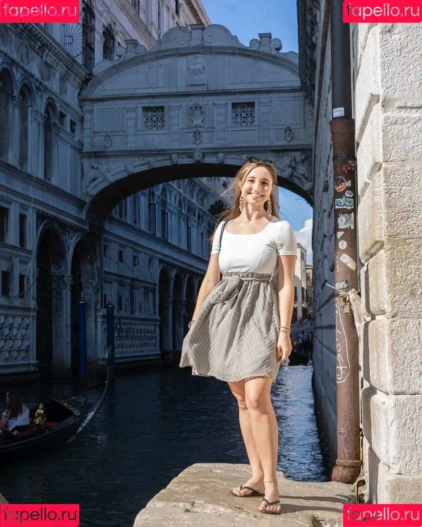 Felicia Hofner Onlyfans Photo Gallery 