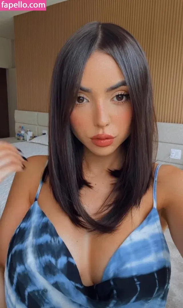 Nуvi Estерhаn Onlyfans Photo Gallery 