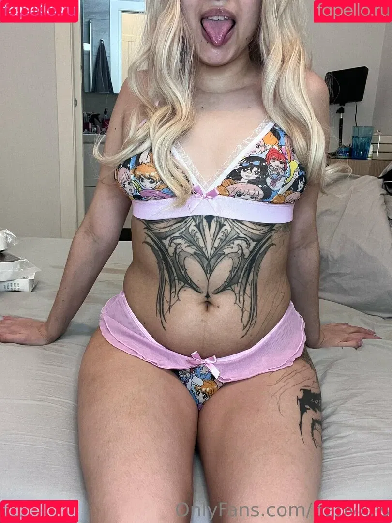 babyxlis Onlyfans Photo Gallery 
